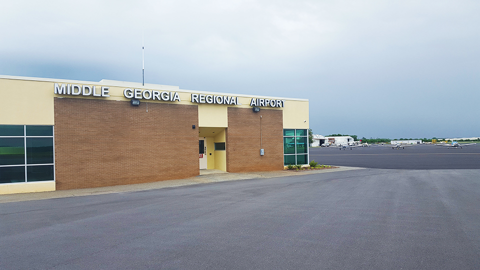 Middle Georgia Regional Airport web