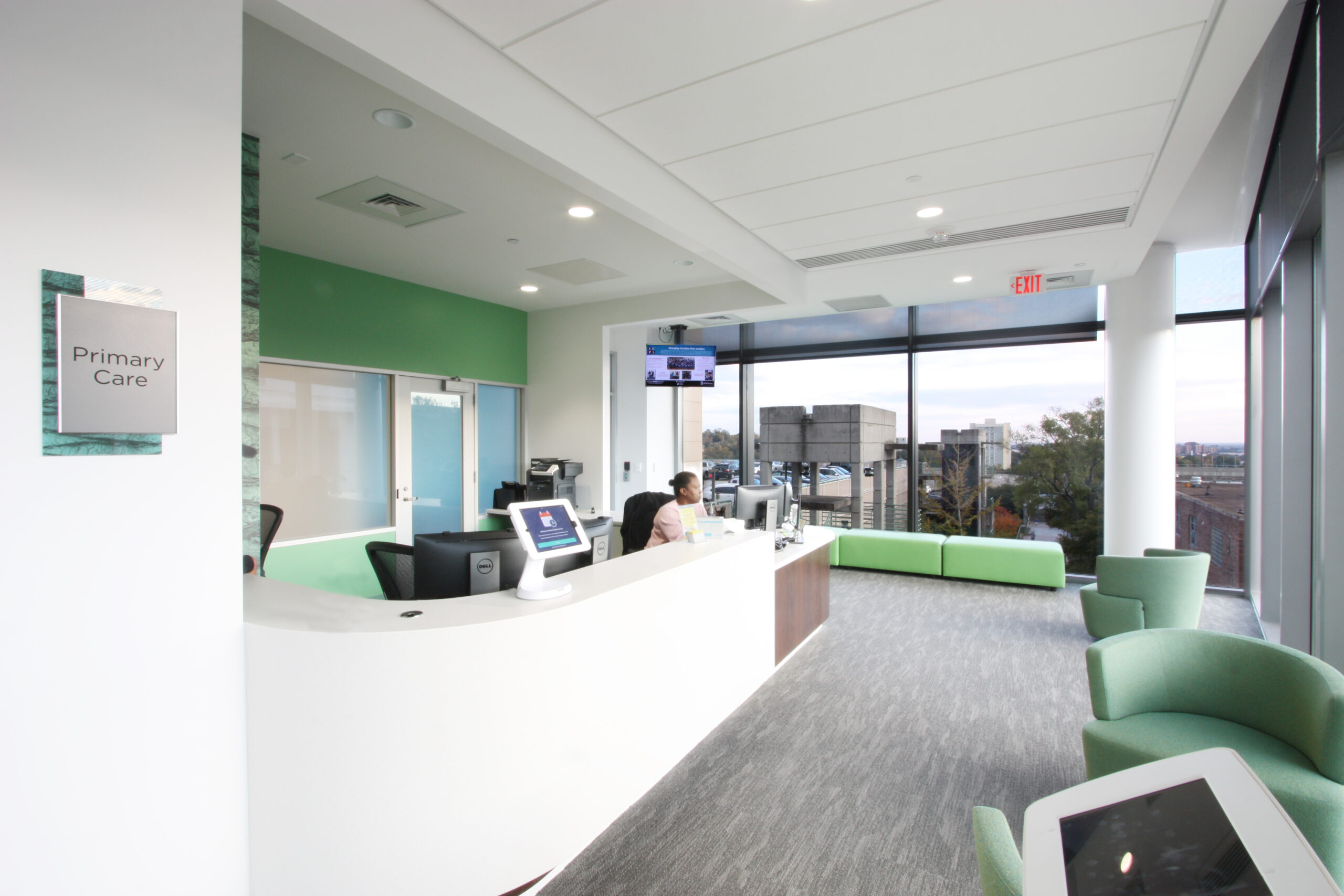 USC-SHC-Check-in-Desk-2